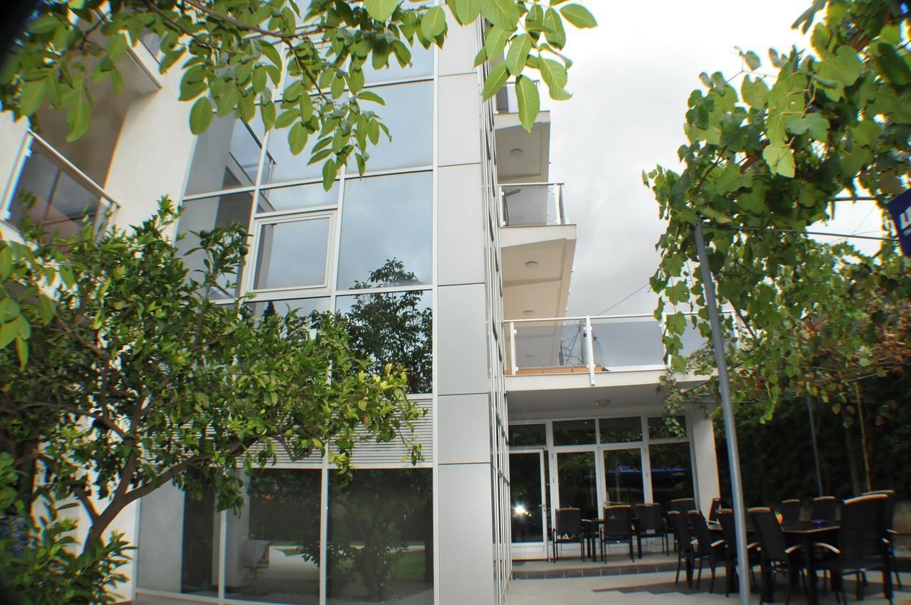 M-Club Hotel 布德瓦 外观 照片